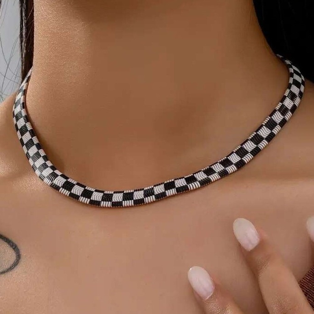 Checkered Necklace Black White Chain Choker Trendy Fashion Jewelry